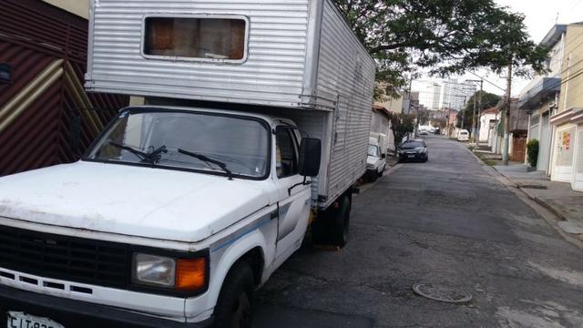 Vende Caminhão Bau- A 40 alcool e gnv , ano 86 - Foto 2