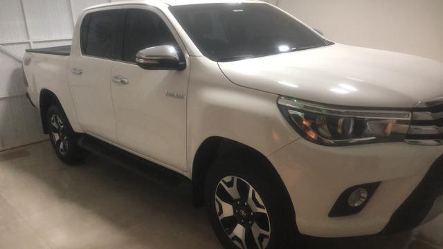 Hilux Srx 2017 49000 km