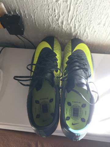 Chuteira Nike Mercurial Vapor CR7(importada)
