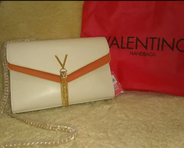 Bolsa NOVA VALENTINO original luxo - Foto 2