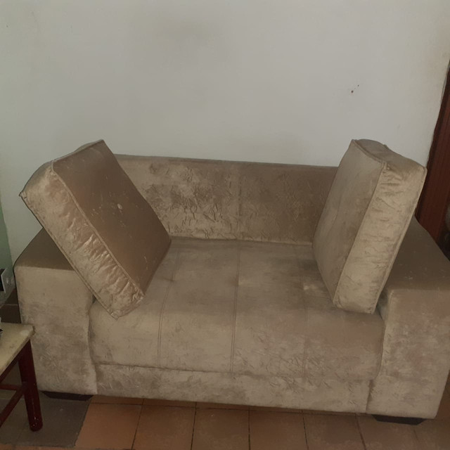 Sofá 2 lugares