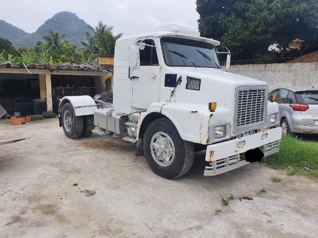 CAMINHÃO