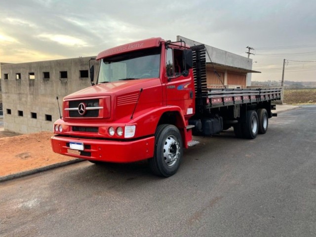 MERCEDES-BENZ 1620