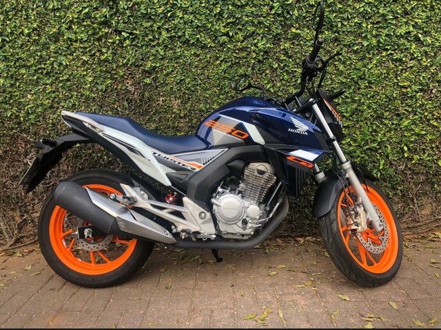 HONDA CB TWISTER