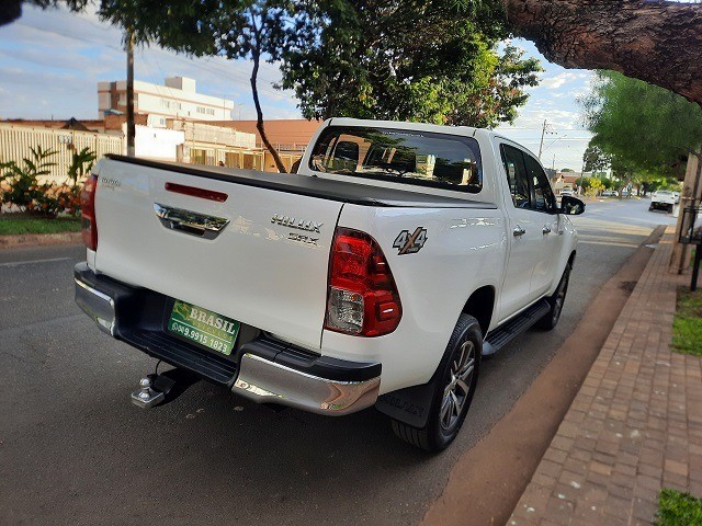 HILUX SRX 4X4
