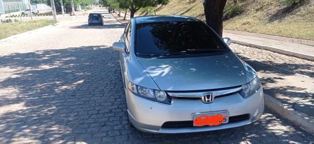 HONDA CIVIC 2008 LXS , PNEUS NOVOS.