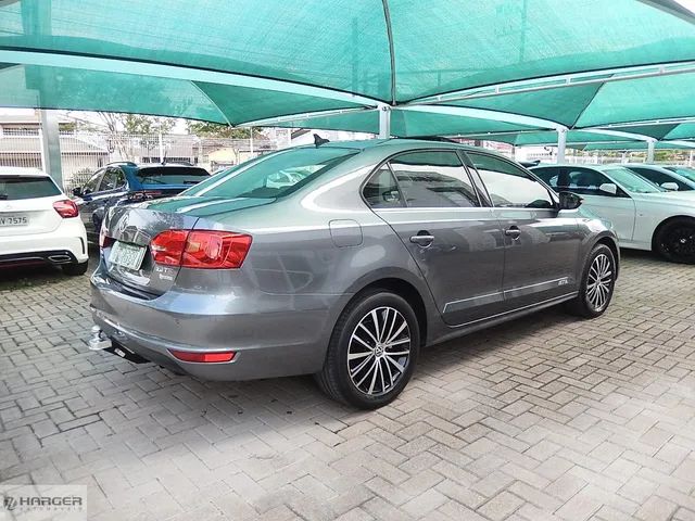 Volkswagen Jetta 2014 por R$ 72.900, Curitiba, PR - ID: 6122928