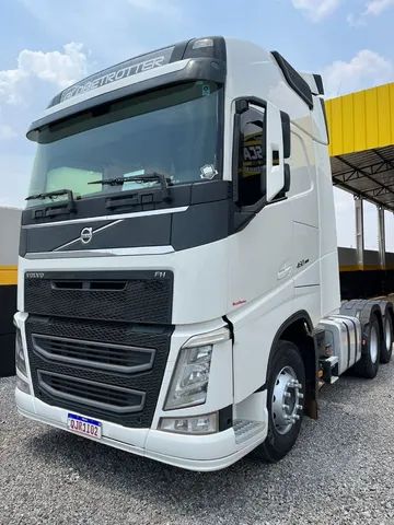 Caminhão Volvo FMX 500 8x4 2p (diesel) (e5) - 2021 - Campinas / SP