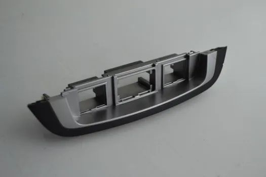 Moldura Do Pisca Alerta Painel Hyundai Ix35 2011 2012 Origin - Foto 2