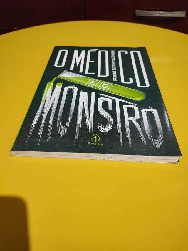 O Médico e o Monstro. Com brinde. Produto novo. - Foto 2