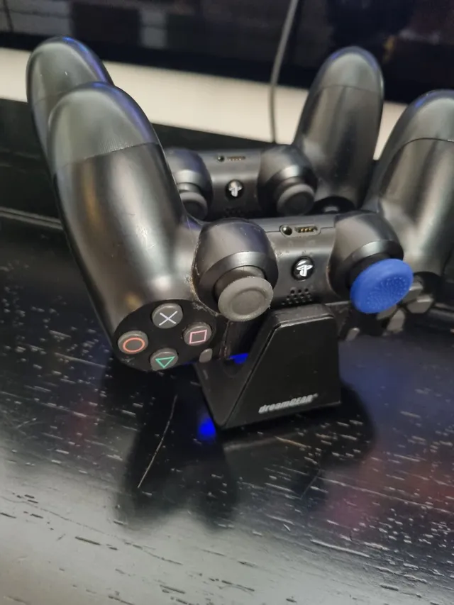 PS4 Pro CUH 7215b - Videogames - Taguatinga Norte (Taguatinga), Brasília  1259541137