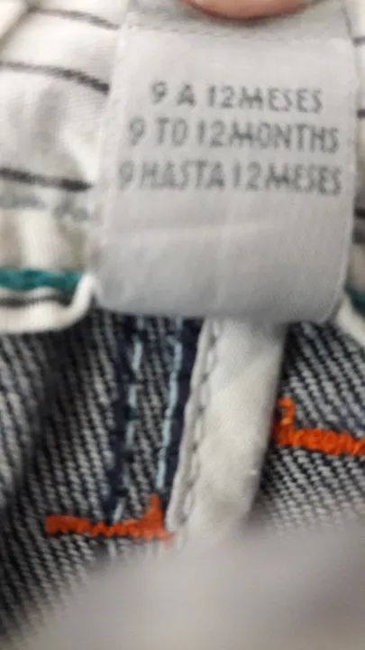 Calça Jeans Infantil Bebês Marca Tigor tam 9 a 12 meses seminova ótima - Foto 3