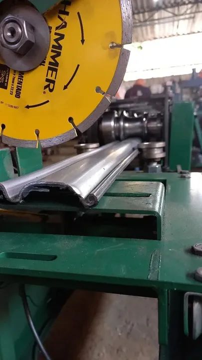 MÁQUINA PERFILADEIRA PERFIL MEIA CANA