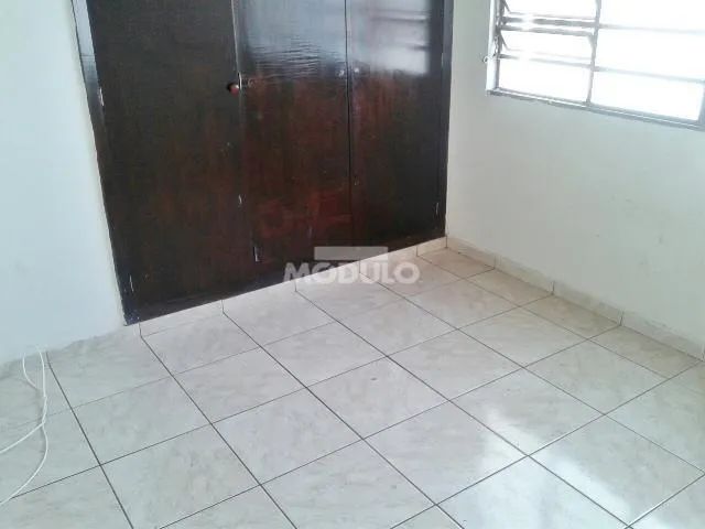 Casa residencial para locação no Bairro Martins - Foto 11
