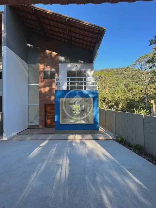 Oportunidade - Casa em Teresópolis no bairro Granja Guarani codigo: 75676