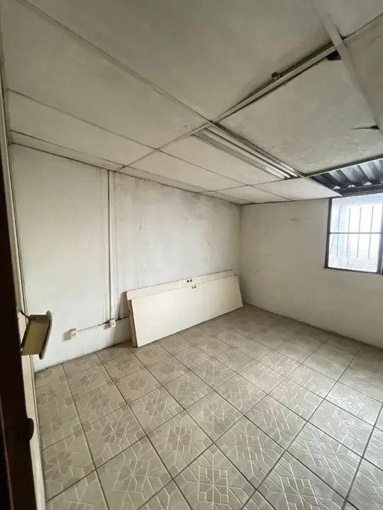 Galpão, com 570m, na Rua Maria Januária, S. J. Meriti, ao lado da madeireira e do Assaí - Foto 7