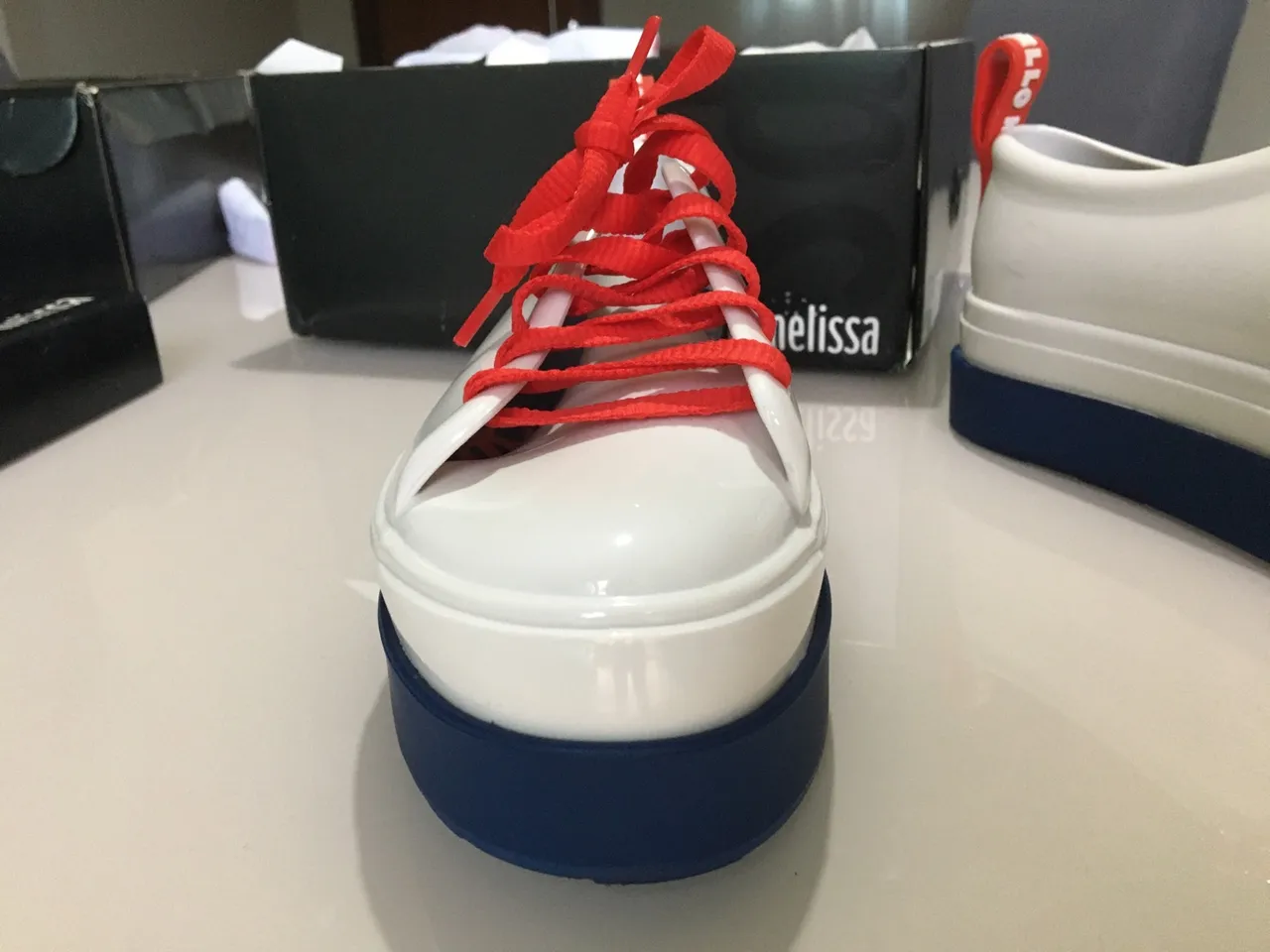 Tênis Melissa Be x Hello Kitty branco tamanho 35