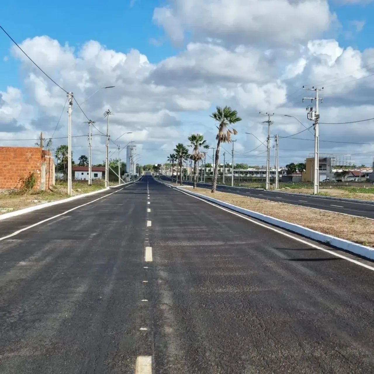 Loteamento Lagoa Parque por trás do Fórum de Maracanaú - Infraestrutura Completa