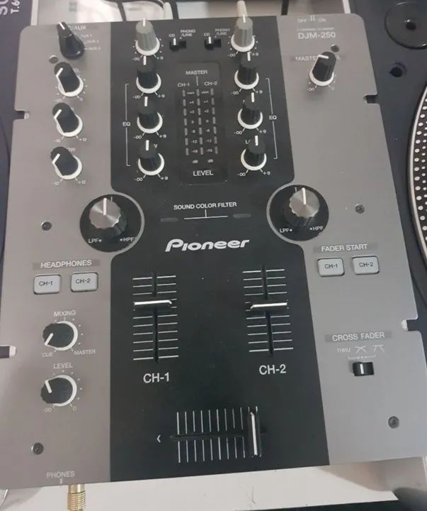 Equipamento completo p/ DJ e entusiastas muito novos - Foto 4