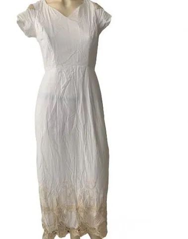 Vestido Longo Com Bordados