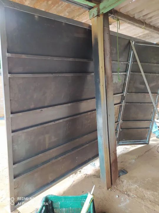 Fábricaçao por encomenda venda e reforma .Portão de segurança em metal  - Foto 2