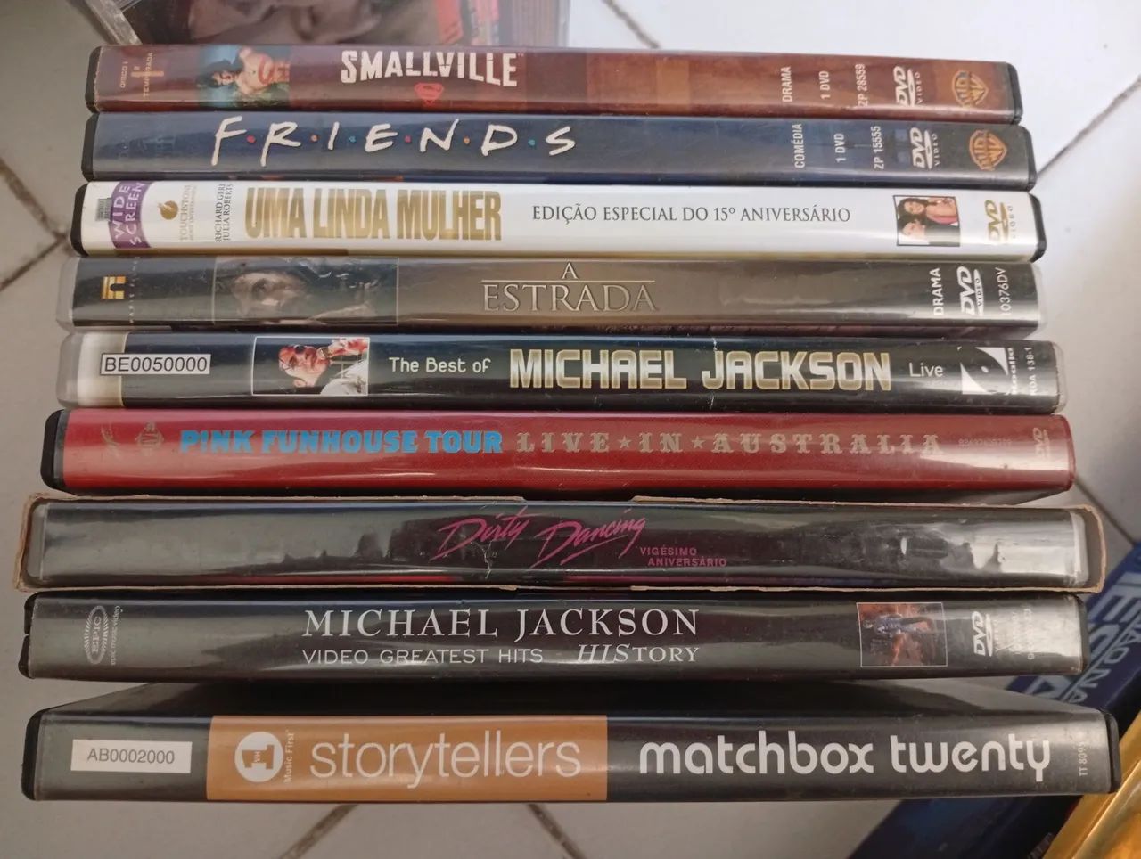 Coleção de DVDs: Filmes e Shows Musicais