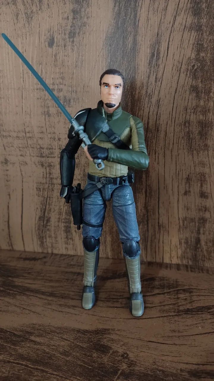 Action Figure Star Wars - Kanan Jarrus Black séries original 