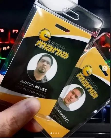 Crachás para Empresas Personalizados