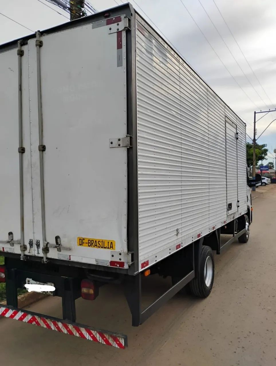 Caminhão VW 11.180...ano 2019...único dono...revisado  - Foto 7