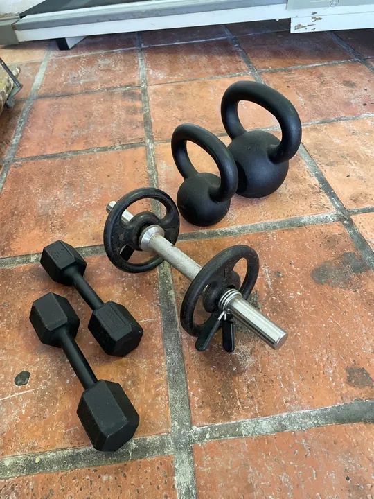 Kit de musculação pesos e anilhas diversos
