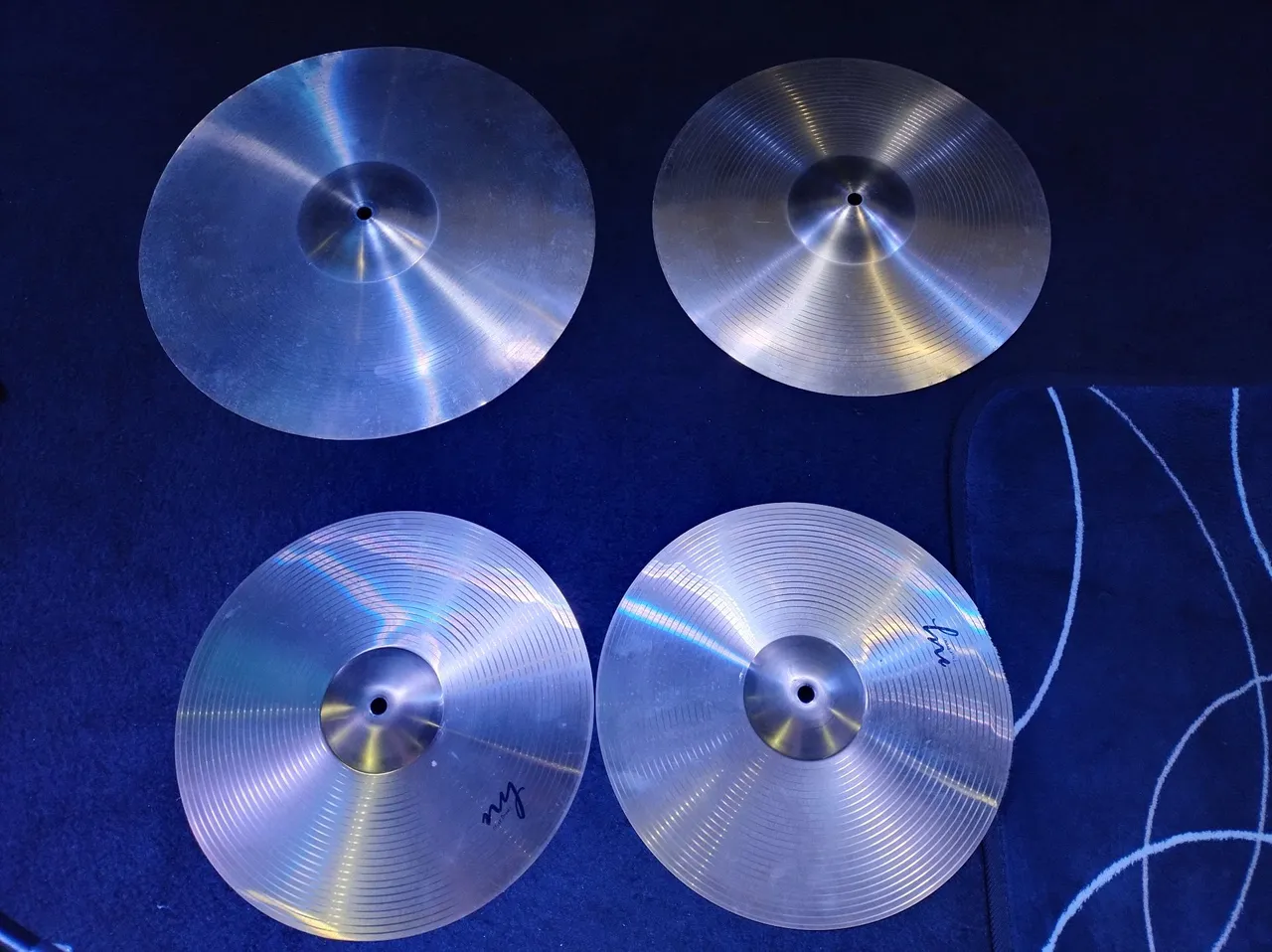 Pratos de bateria
