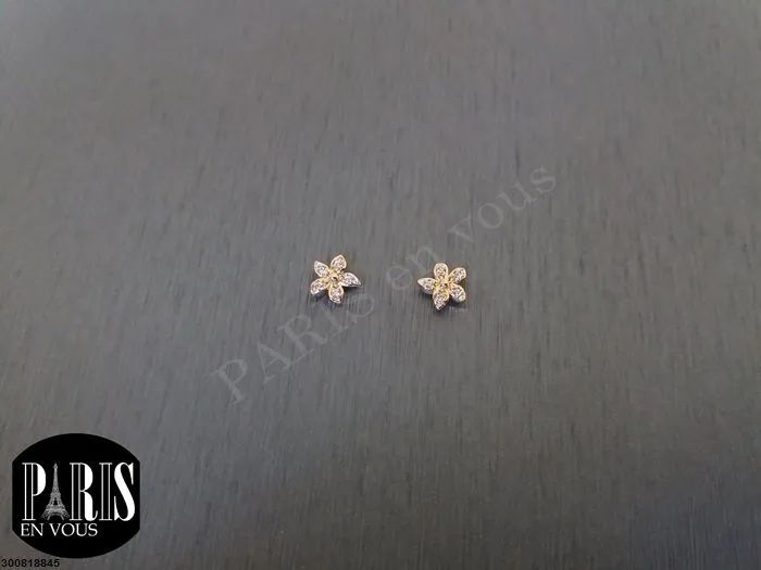 Brincos Flor com Detalhes - Foto 4