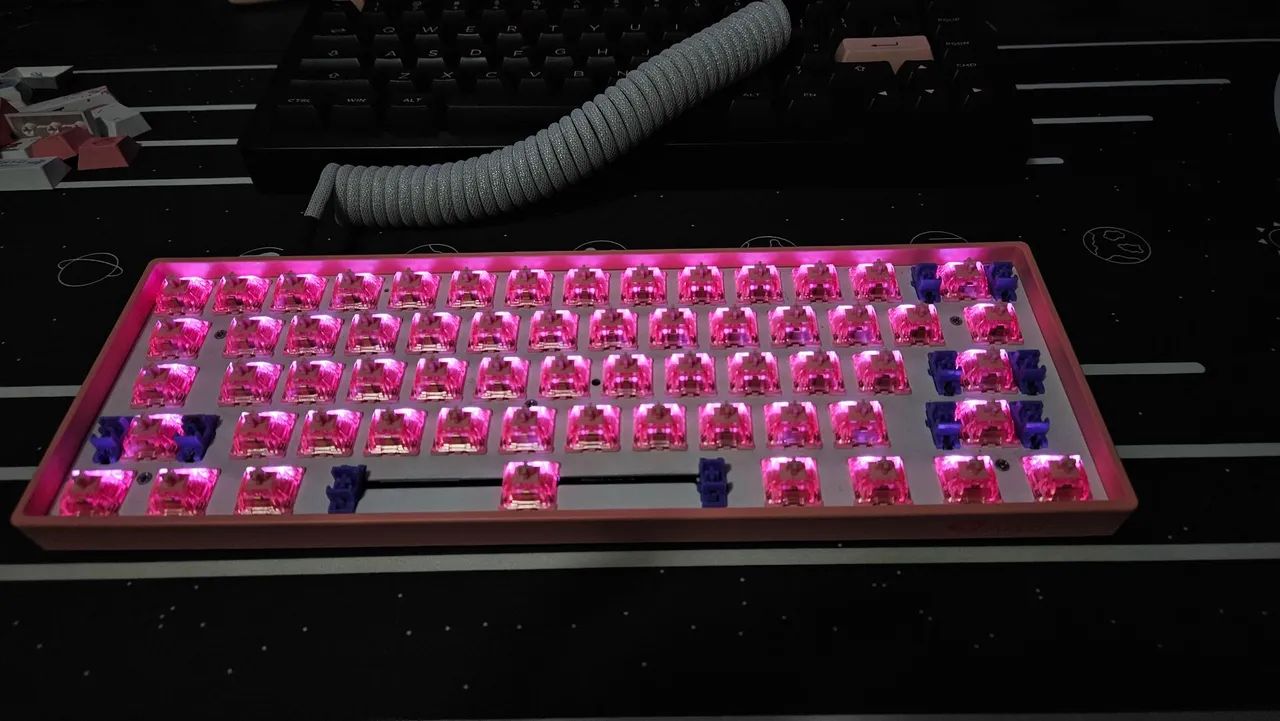Teclado Akko 3061S World Tour Tokyo R2 - Gateron Pink - Foto 5