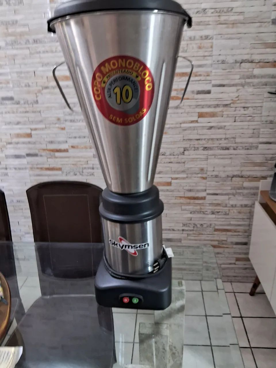 Liquidificador Skymsen - Monobloco - 10L Baixa rotação Usado só  2 vezes