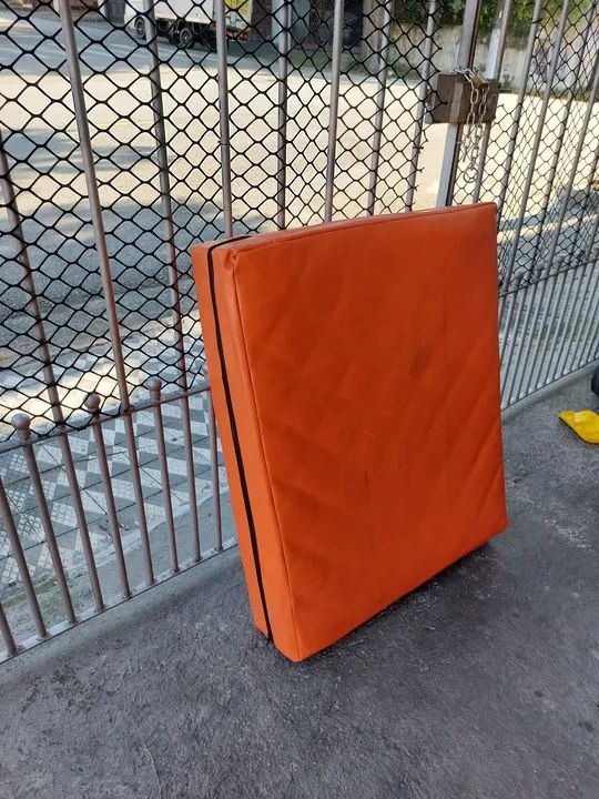 Cama colchão para cachorro porte grande/médio com estrado - Foto 3