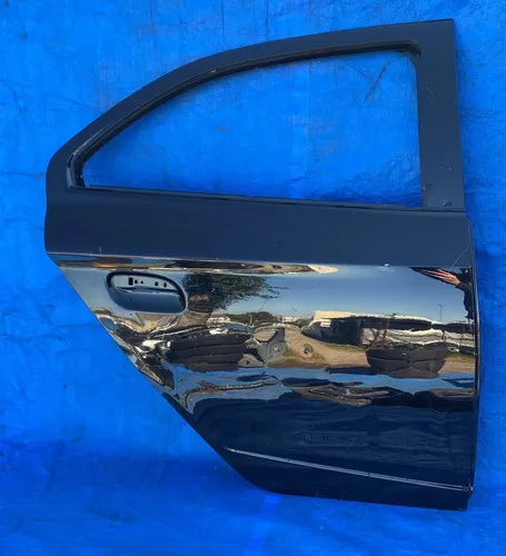 Porta Traseira Direita Onix Prisma 2013 A 2019 Detalhe