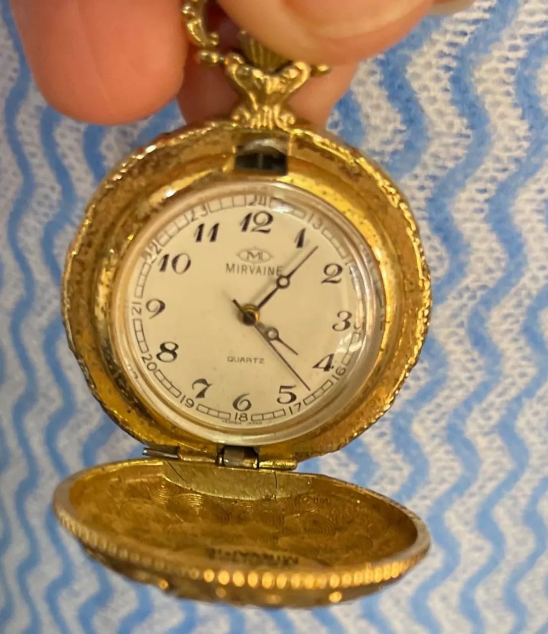 Relógio de Bolso Dourado Mirvaine