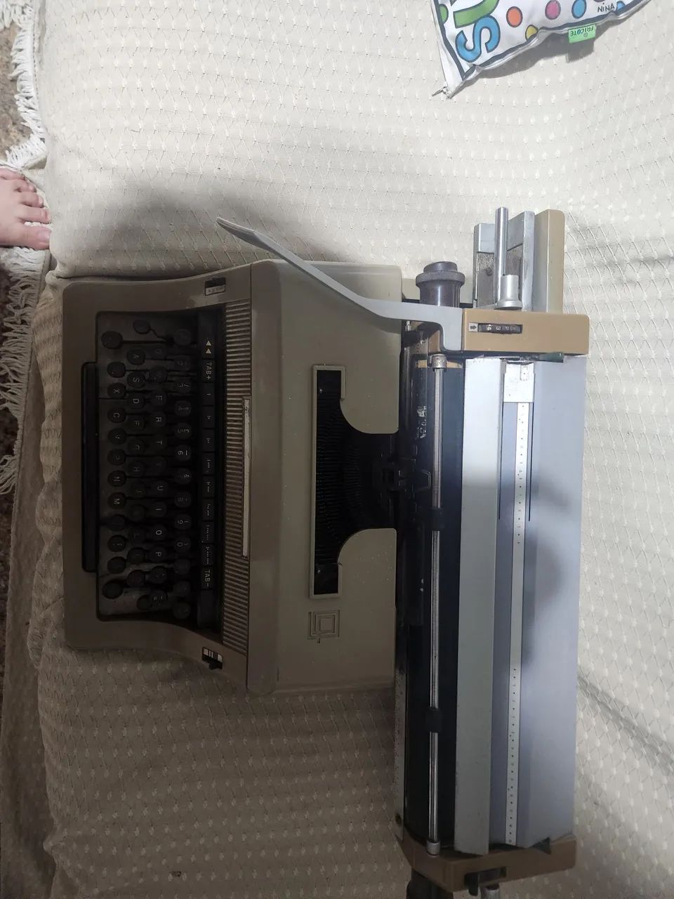 Typewriter64520832732931120