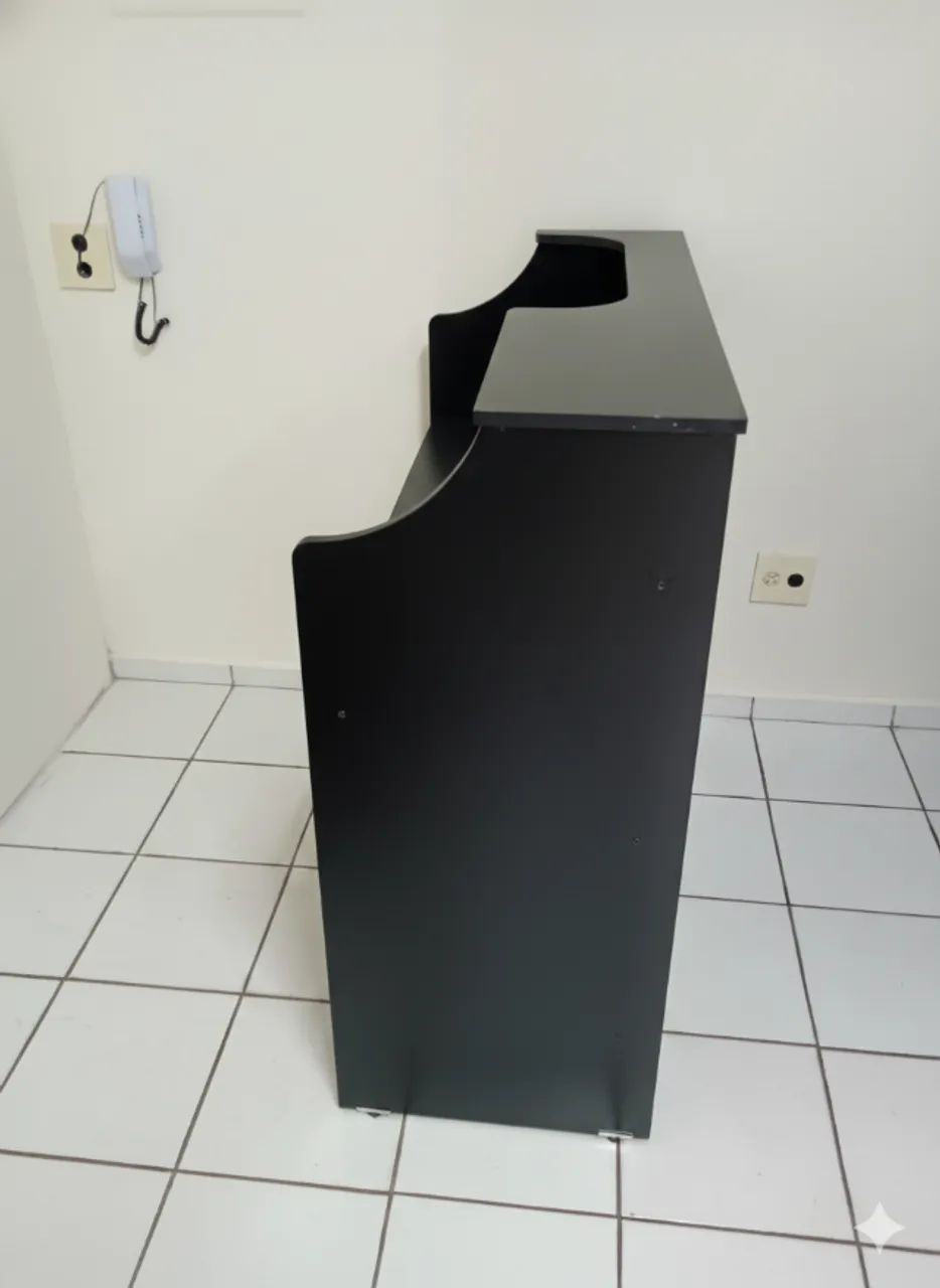 RECEPTION DESK