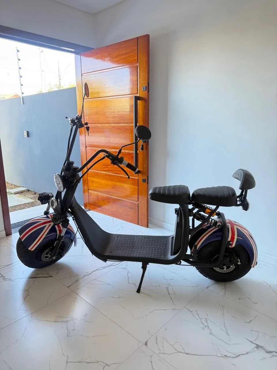 Scooter Elétrica com Design Exclusivo  - Foto 2