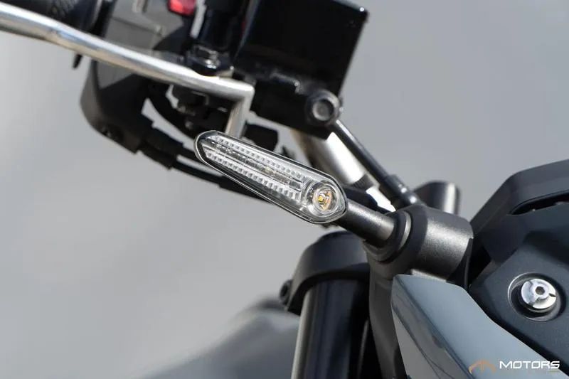 YAMAHA MT-03 321/ABS 2024 - Foto 3