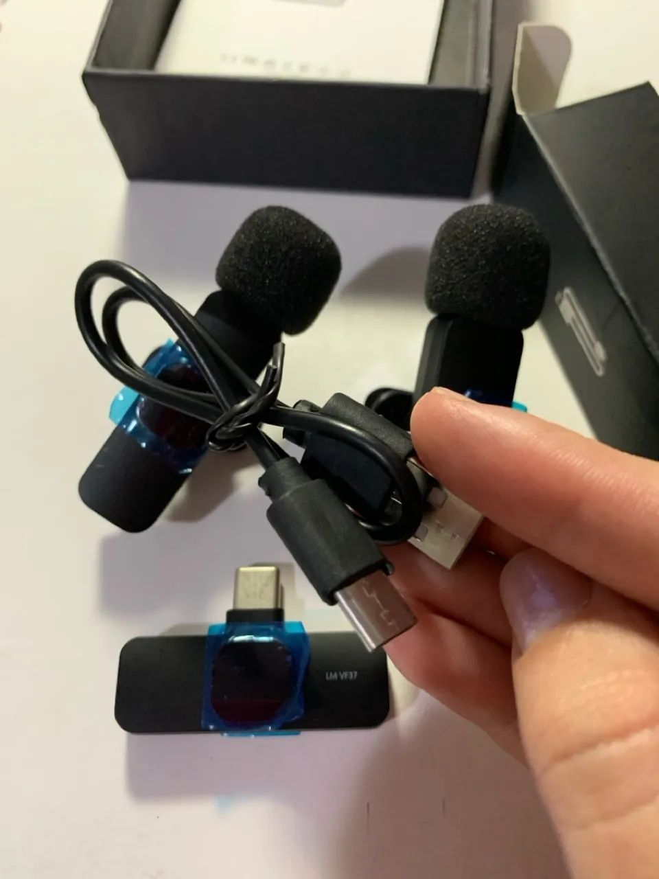 Microfone Sem Fio K9 para Celular - Gravação de Áudio e Vídeo - Foto 4
