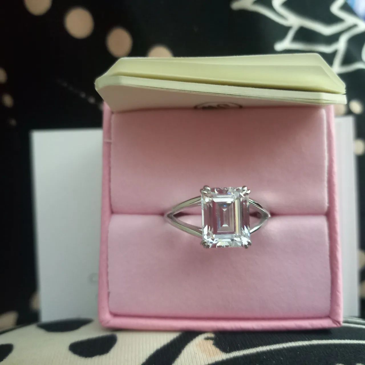 Anel STILLA ORIGINAL Swarovski Retangular com caixa. - Foto 3