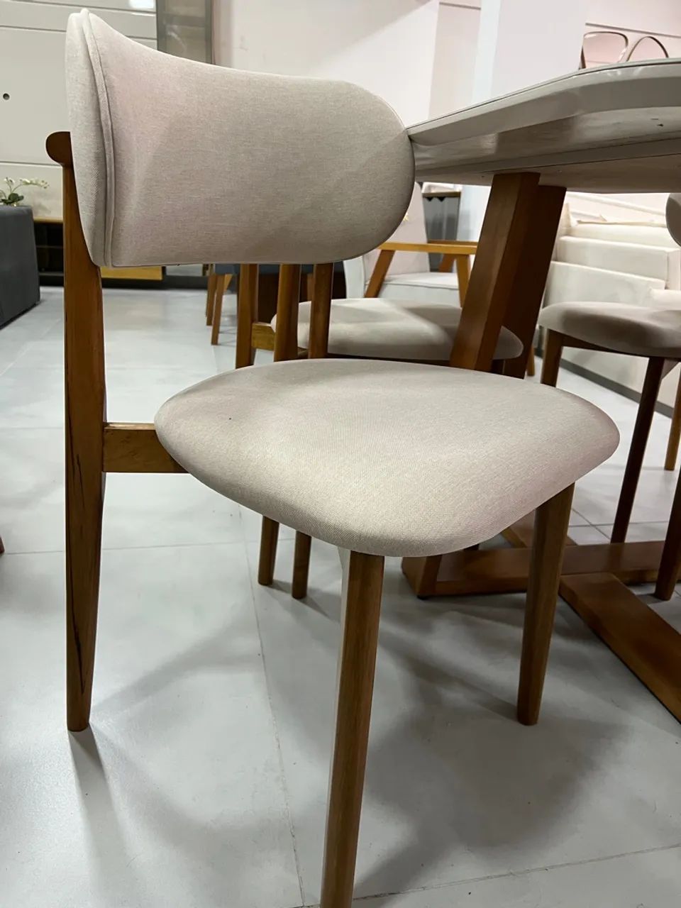 Mesa de Jantar Alto Padrão 4 Cadeiras NOVA - Foto 3