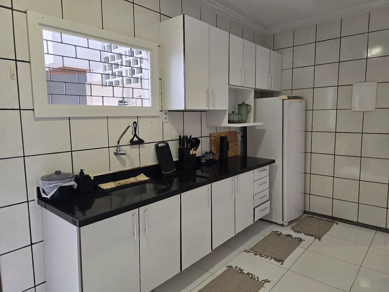 Casa térrea confortável a 5 minutos da praia por temporada - Foto 6