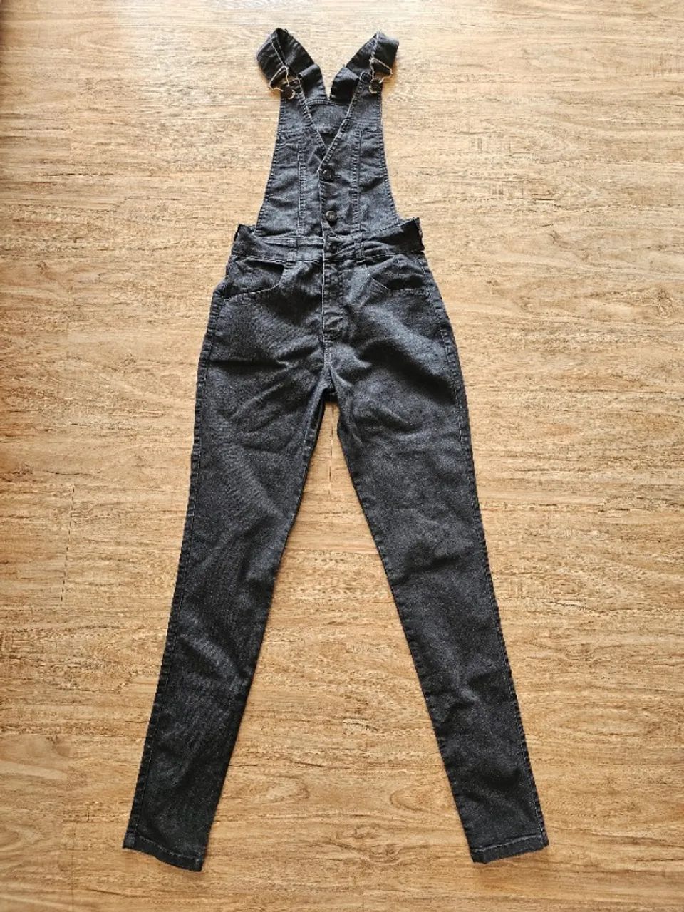 Macacão preto tam. 36