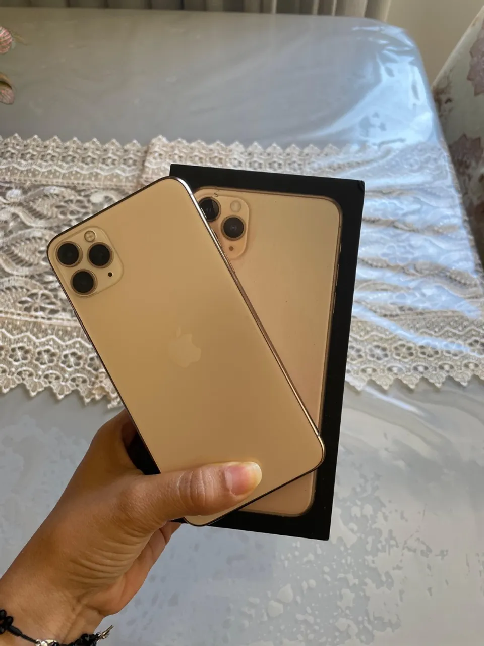 iPhone 11 ProMax Gold
