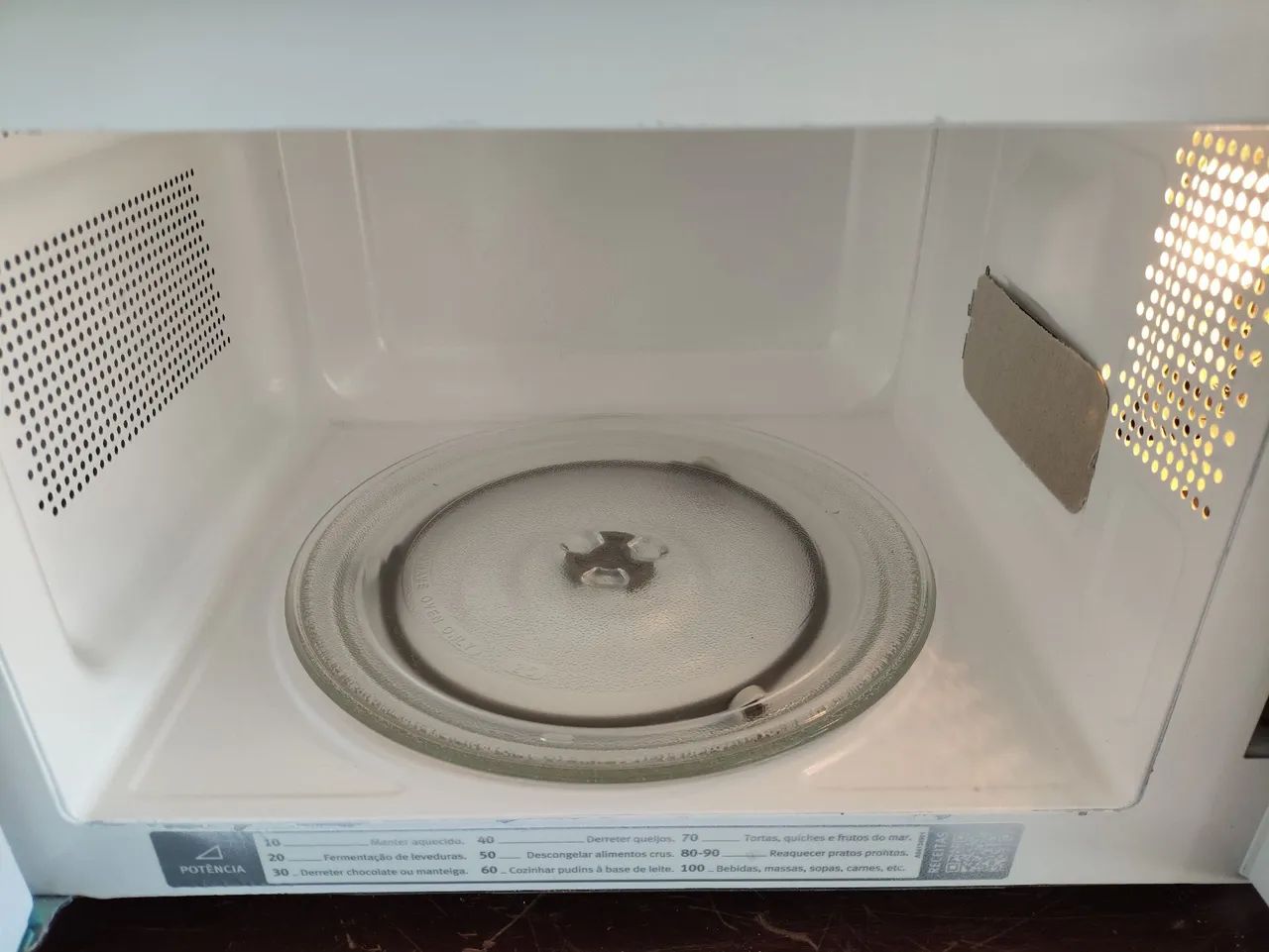 Microondas Electrolux,20 lts,110 volts, entrego e dou garantia  - Foto 3
