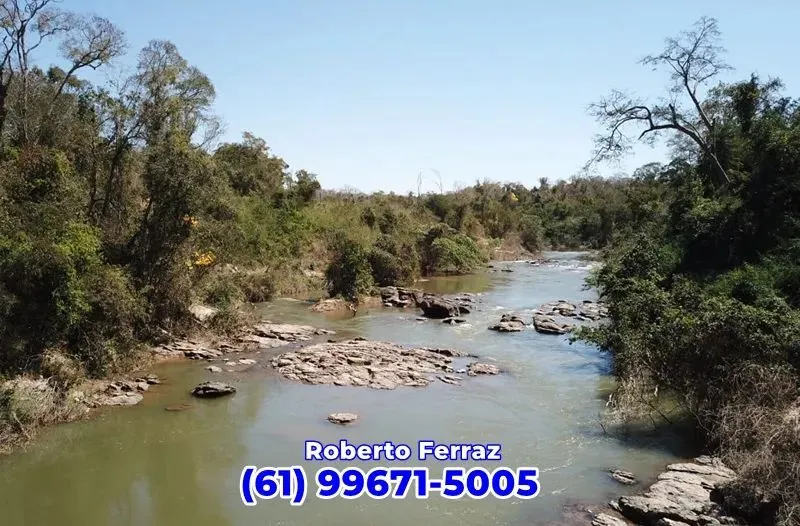 Vendo Chácara Próximo ao  Rio verde, R$ 799 mensais.