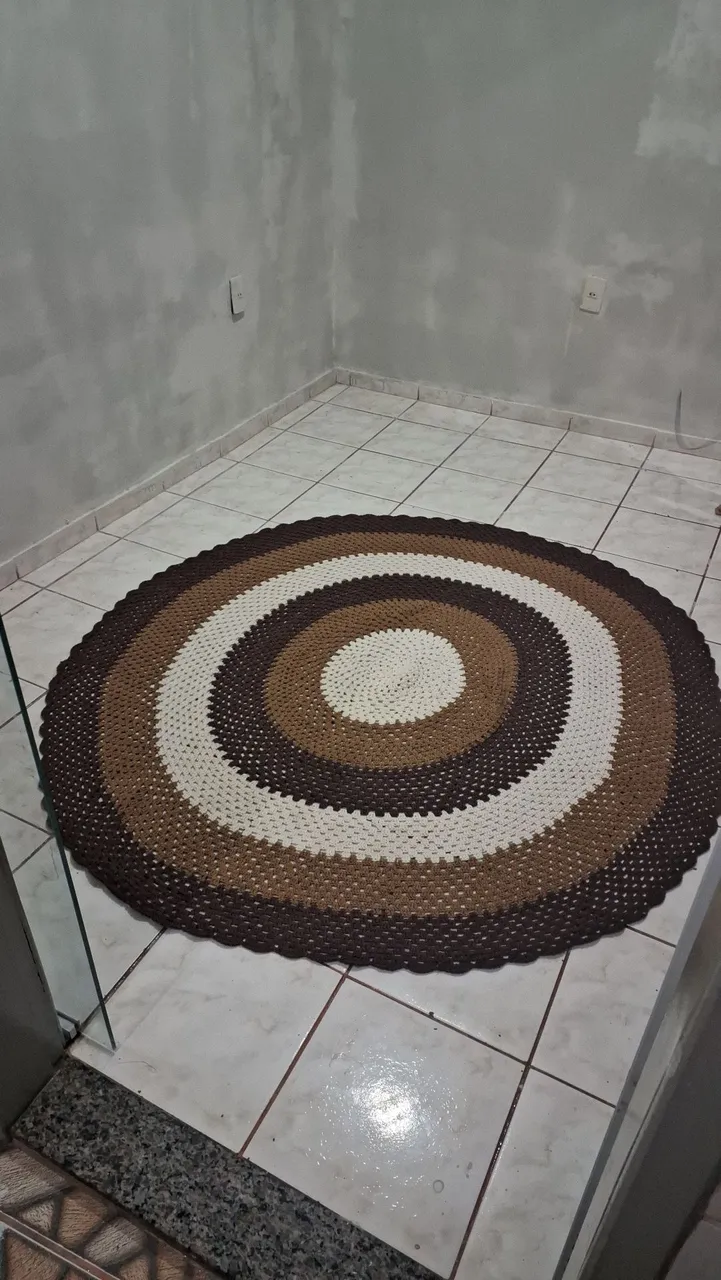 Tapete Redondo de Crochê Artesanal